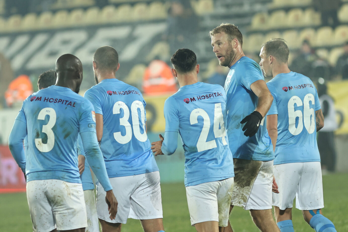 Προϋποθέσεις για γκολ στην Κίνα, άσος στη Ρουμανία