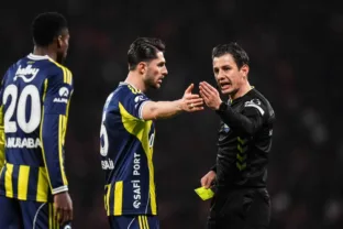 Κάρτες έως 18.50, παρολί στο 7.03