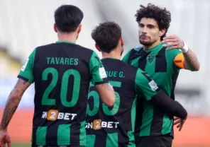 Πέντε αγγλικά σημεία για σύστημα και δύο κυπριακές «βόμβες»