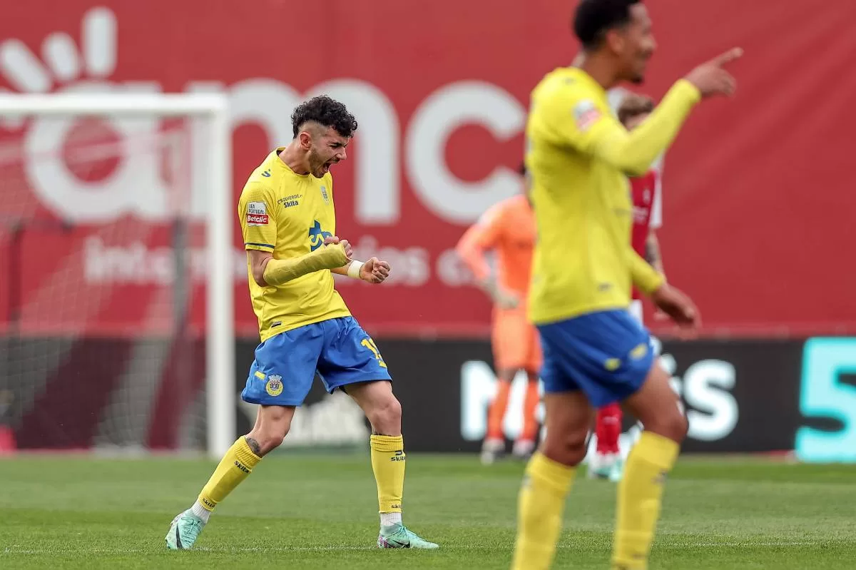 Ισχυρά φαβορί σε Combo