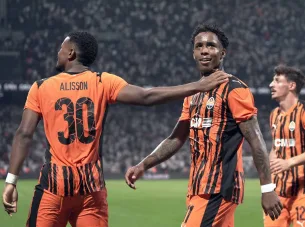 Σημεία ανωτερότητας στο 16.62