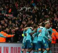 Με ειδικά παικτών έως το 11.00 στην Αγγλία