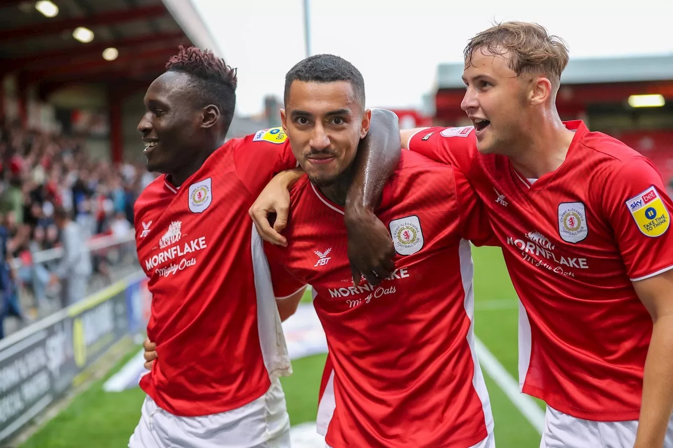 «Κλέβουν» μπάλα και πληρώνουν