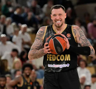 Η ώρα των Τζέιμς και Τάις