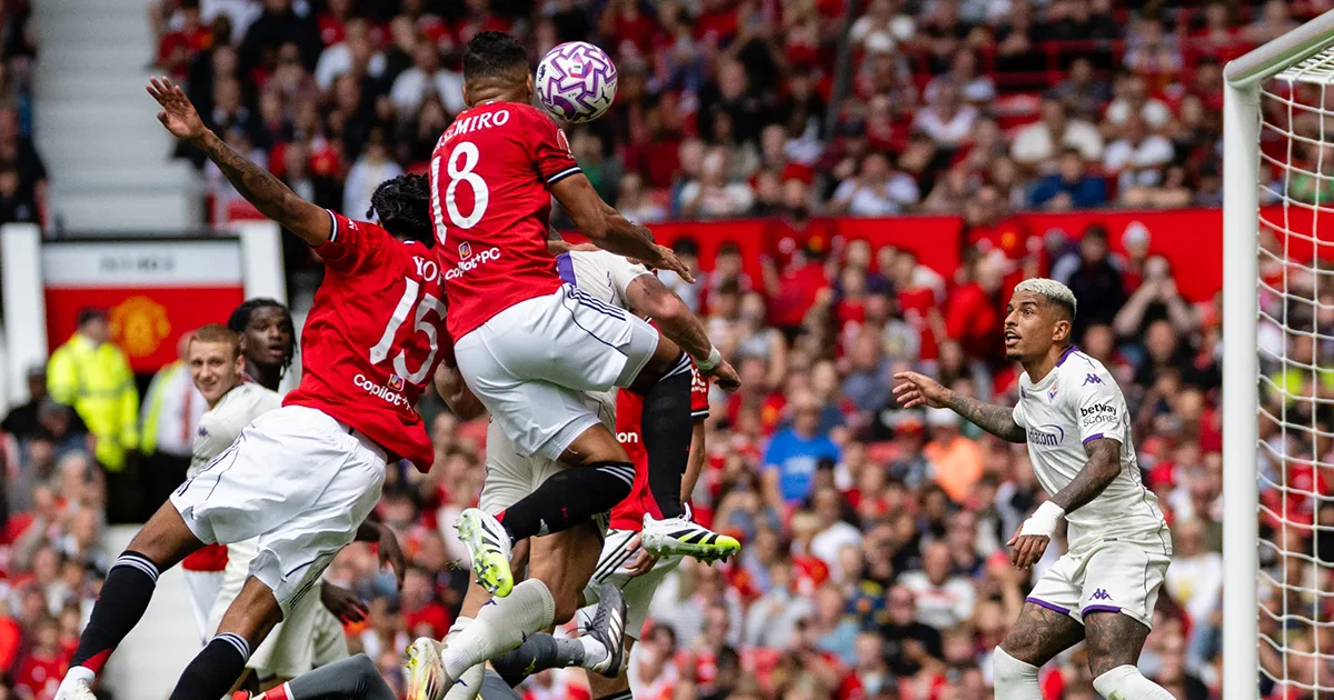 Οι πλούσιοι Γάλλοι και οι «διάβολοι» του «Όλντ Τράφορντ»