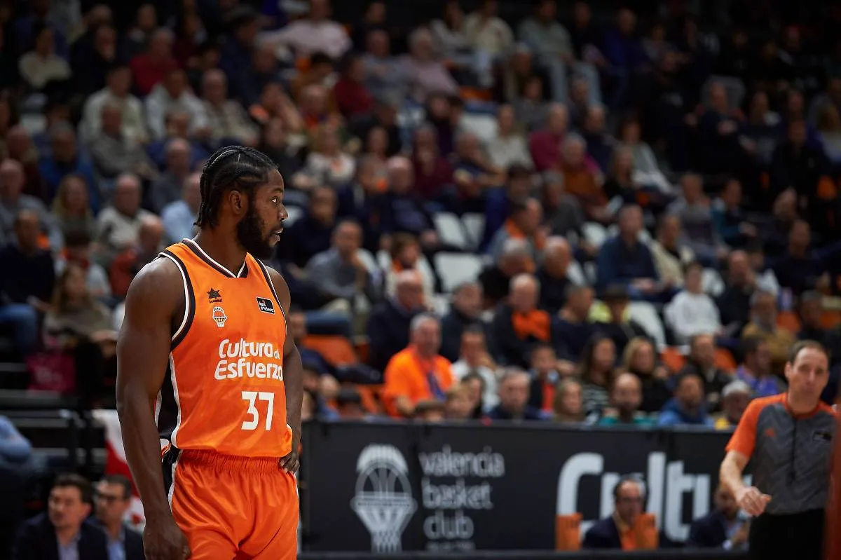 Η έδρα της Μπεσίκτας και η παράδοση της Βαλένθια