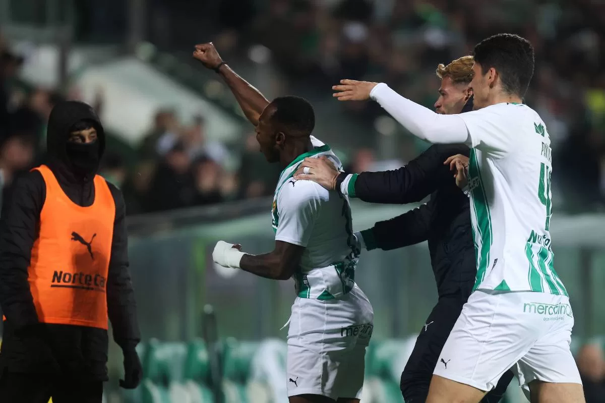 Τρία σημεία σε αποδόσεις 3.05, 3.40 & 3.55!