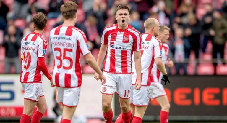 Με φόρμα, ποιότητα και παράδοση