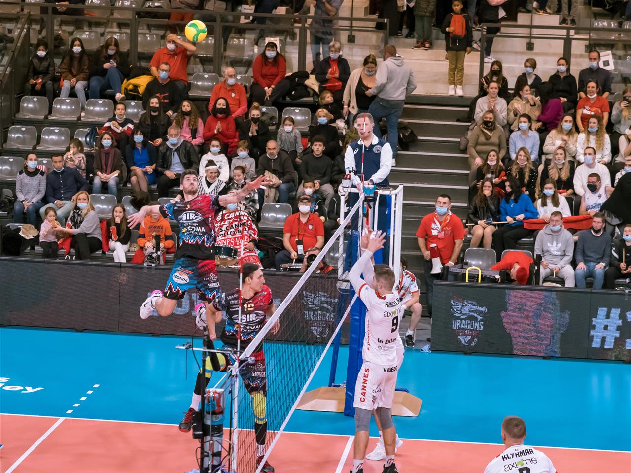 Nέος προπονητής και 4.30 στον άσο